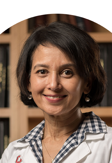 A photographic portrait of ADA Smilecon 2022 scheduled speaker, Purnima Kumar, DDS, PhD