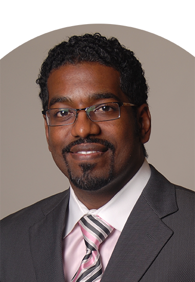 A photographic portrait of ADA Smilecon 2022 scheduled speaker, Rico Short, DMD