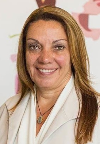 Headshot of dentist Carolyn Ghazal