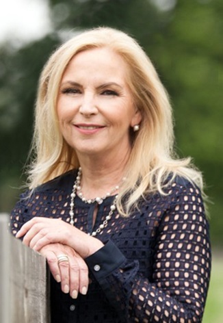 Dr. Mary Jane Hanlon, host of Dental Sound Bites, an ADA pod cast.