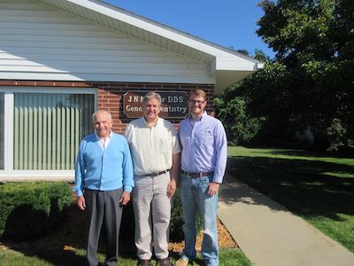 Photo of Dr. Holdwick