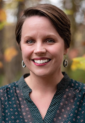 A photograph of Dr. Amanda Fitzpatrick