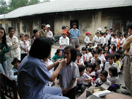 Patients waiting outside to see dentist